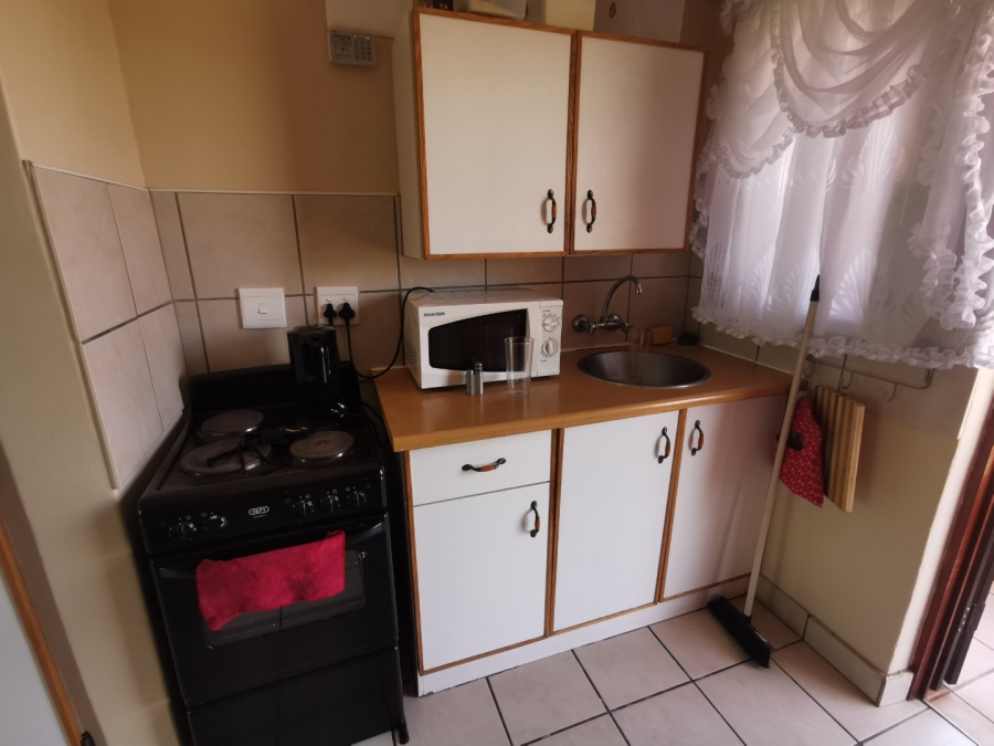 To Let  Bedroom Property for Rent in Die Bult North West